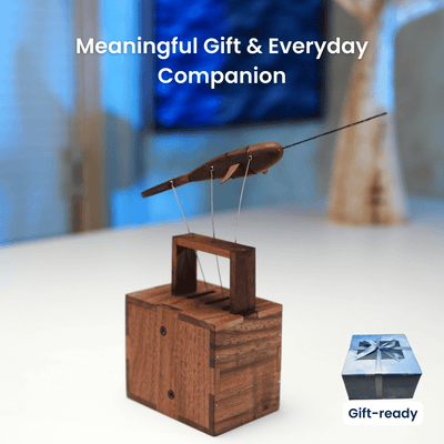 MarinerPoet™ Autómata de Ballena en Nogal Hecho a Mano