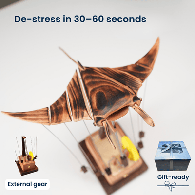 MarinerPoet™ Handgefertigter Holz-Mantarochen-Automat