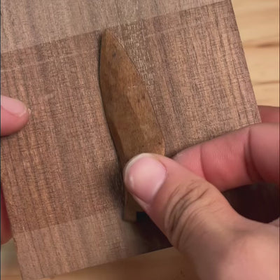 Cisne autómata MarinerPoet™ hecho a mano de nogal